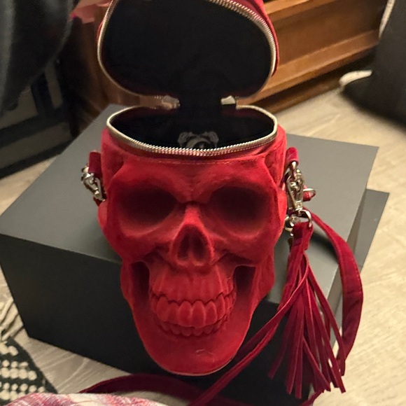 Killstar Red Skull Crossbody Bag Gothic Velvet Purse Tassel Strap EUC - Picture 7 of 13